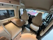 Fahrzeugbild Bürstner B66 600 C Aufstelldach, Automatik, Leder #11