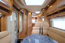 Fahrzeugbild Carthago Chic E-Line I 47/Festbett/Garage/Markise/ALDE #11