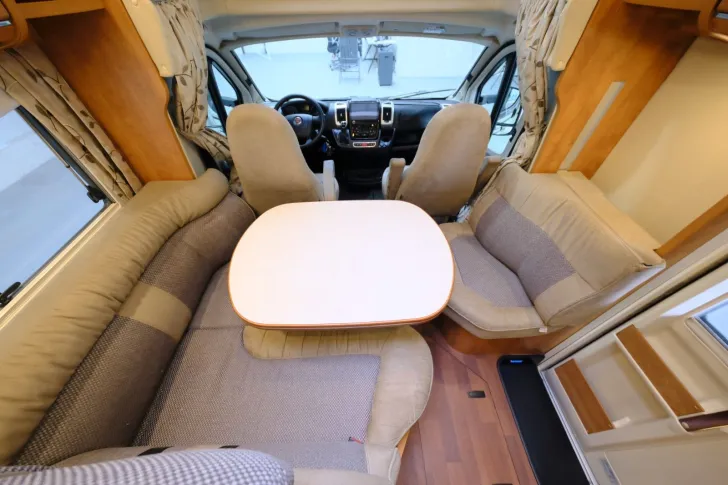 Fahrzeugbild Carthago Chic C-Line T 4.8LE/9-G Automatik/1.Hand/TOP #8