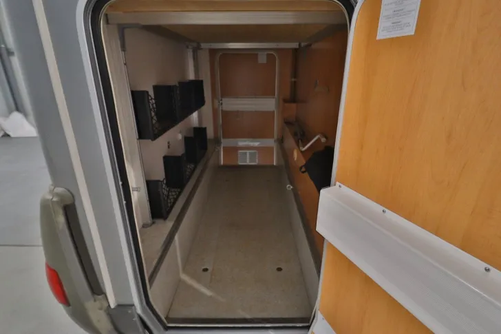 Fahrzeugbild Hymer B 504 Classic/Festbett+Hubbett/Klima/Garage/DPF #6