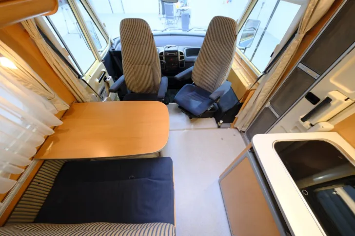 Fahrzeugbild Hymer B 504 Classic/Festbett+Hubbett/Klima/Garage/DPF #8