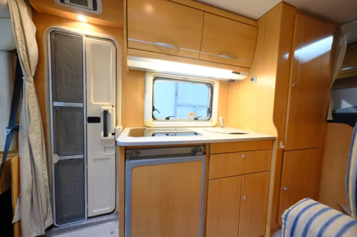 Fahrzeugbild Hymer B 504 Classic/Festbett+Hubbett/Klima/Garage/DPF #13