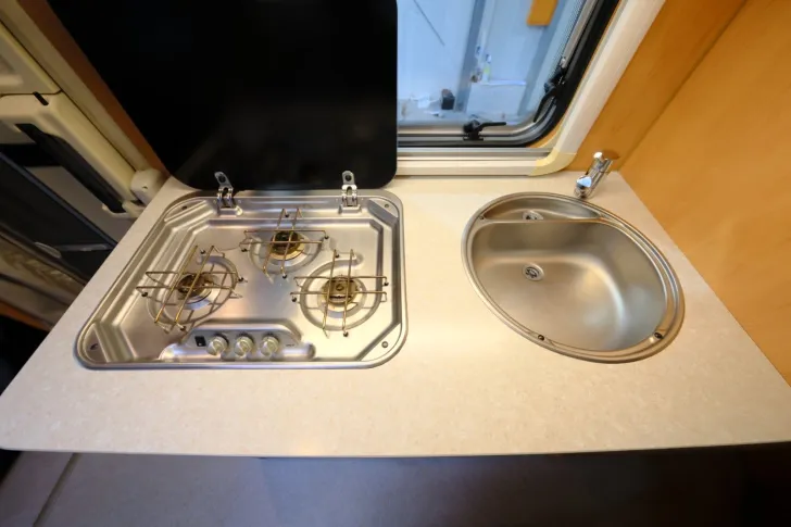 Fahrzeugbild Hymer B 504 Classic/Festbett+Hubbett/Klima/Garage/DPF #14