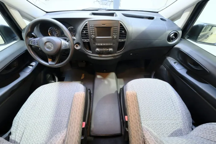 Fahrzeugbild Westfalia Jules Verne/Automatik/Aufstelldach/WC/Standheiz. #8