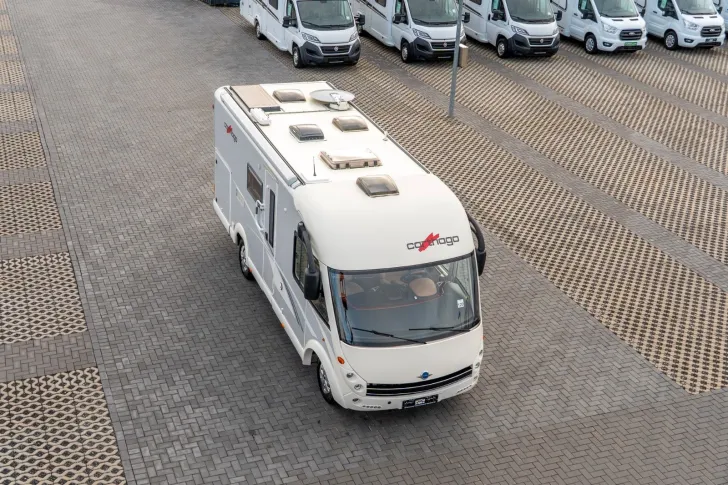 Fahrzeugbild Carthago Tourer I 142 QB *SAT*2xTV*Solar*AHK*5Personen* #5