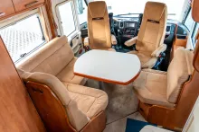 Fahrzeugbild Carthago Tourer I 142 QB *SAT*2xTV*Solar*AHK*5Personen* #12