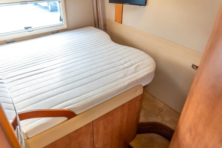 Fahrzeugbild Carthago Tourer I 142 QB *SAT*2xTV*Solar*AHK*5Personen* #14