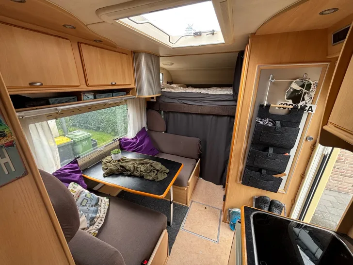 Grundriss Tag Eura Mobil Integra 625 VB