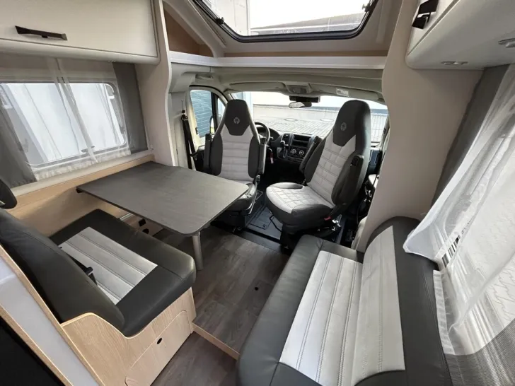 Fahrzeugbild Sunlight T 67 Adventure Edition #18