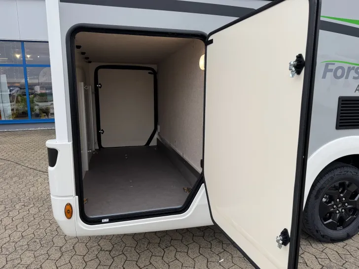 Fahrzeugbild Forster Alkoven A 699 EB, MJ26, KLIMA, SAT, TV, ,SOLAR #17