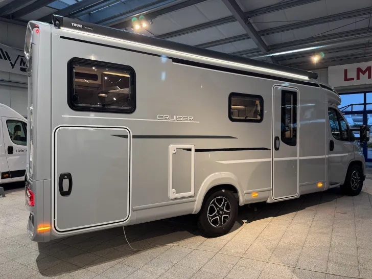 Fahrzeugbild LMC Cruiser 740 EL, MJ26, MARKISE - SOLAR #15