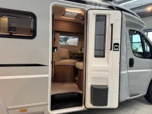 Fahrzeugbild LMC Cruiser 740 EL, MJ26, MARKISE - SOLAR #21