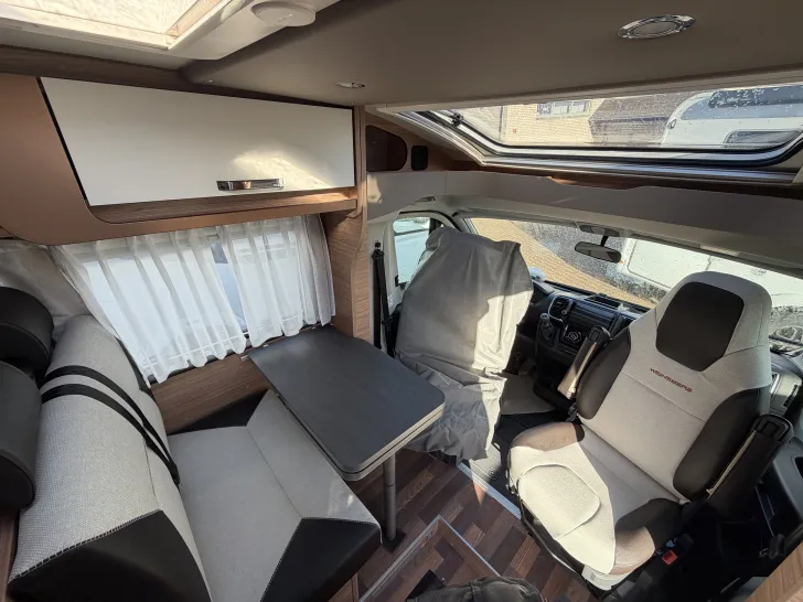 Fahrzeugbild Weinsberg CaraCompact 600 MEG EDITION [PEPPER] #7