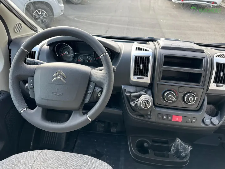 Fahrzeugbild Pössl D-Line Trenta 600 Aktionspreis! #9