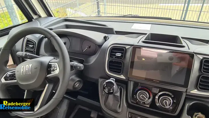 Fahrzeugbild Pilote Galaxy Evidence G690GJ #6
