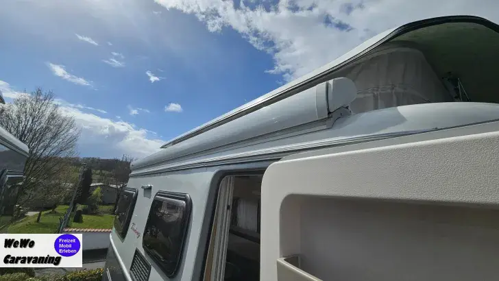 Fahrzeugbild Hymer Eriba Touring 542 60 Edition Mover Markise #10