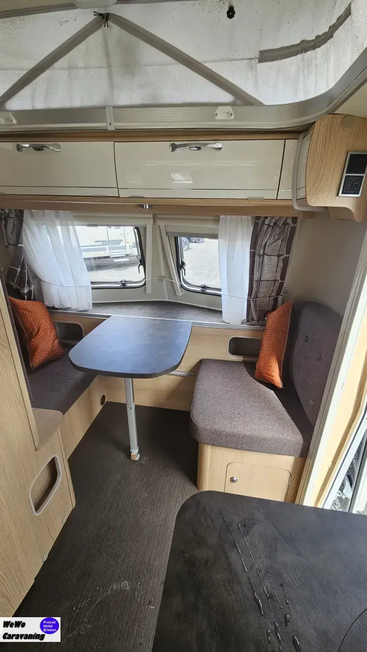 Fahrzeugbild Hymer Eriba Touring 542 60 Edition Mover Markise #3