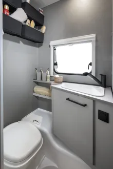 Fahrzeugbild LMC Sassino 470 K - SASSINO PAKET + AUFLASTUNG #7