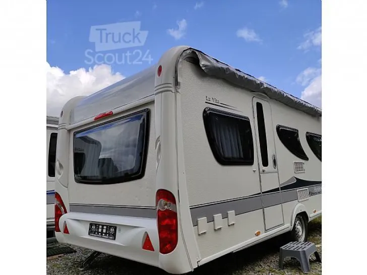 Fahrzeugbild Hobby La Vita 495 UL gut gepflegt, zusät #2