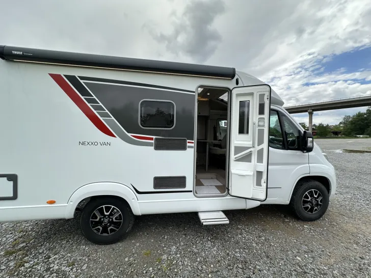 Fahrzeugbild Bürstner Nexxo Van T 569 Safety Paket | Markise | Active #8