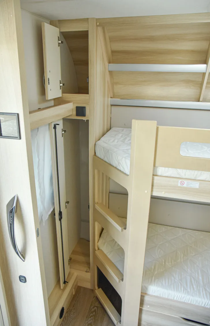 Fahrzeugbild Hobby De Luxe 540 KMFe IC-Line *Mover*Autrakpaket* #9