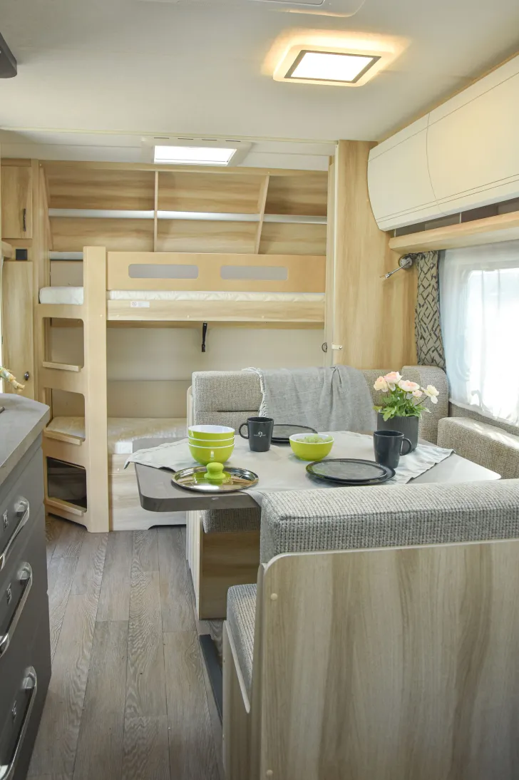 Fahrzeugbild Hobby De Luxe 540 KMFe IC-Line *Mover*Autrakpaket* #11