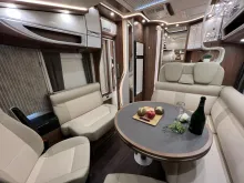 Fahrzeugbild Carthago chic e-line I 50 LE DA Mercedes (341) #17
