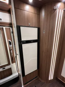 Fahrzeugbild Carthago chic e-line I 50 LE DA Mercedes (341) #24