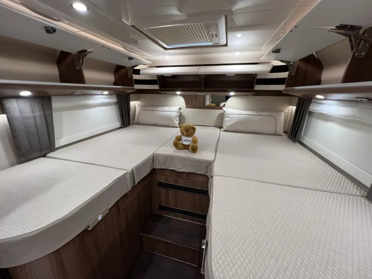 Fahrzeugbild Carthago chic e-line I 50 LE DA Mercedes (341) #29