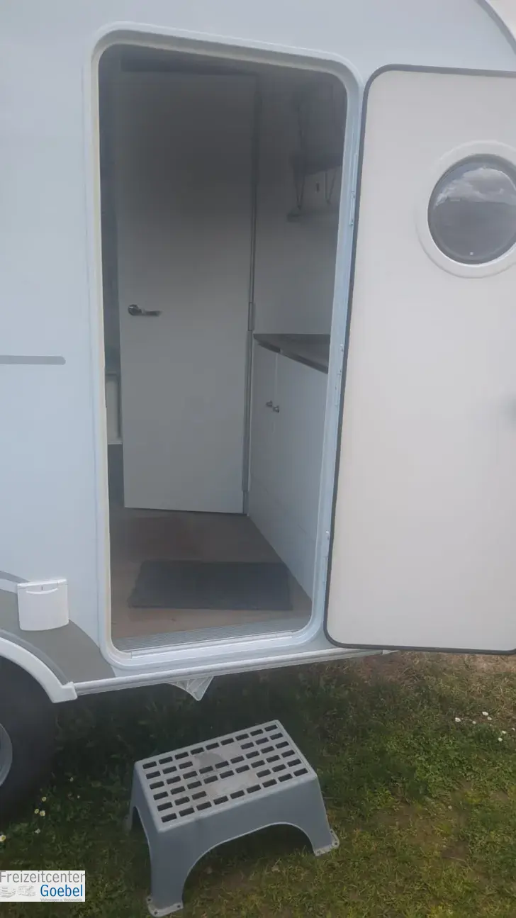 Fahrzeugbild Hobby Beachy 360 Vorzelt Dorema Mistral #11