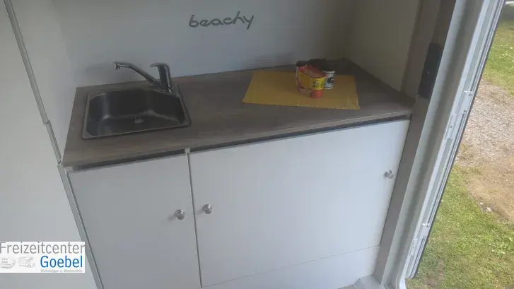 Fahrzeugbild Hobby Beachy 360 Vorzelt Dorema Mistral #12