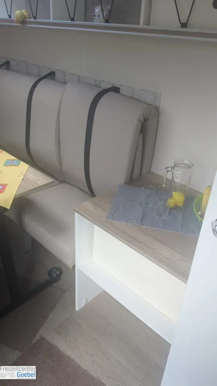 Fahrzeugbild Hobby Beachy 360 Vorzelt Dorema Mistral #16