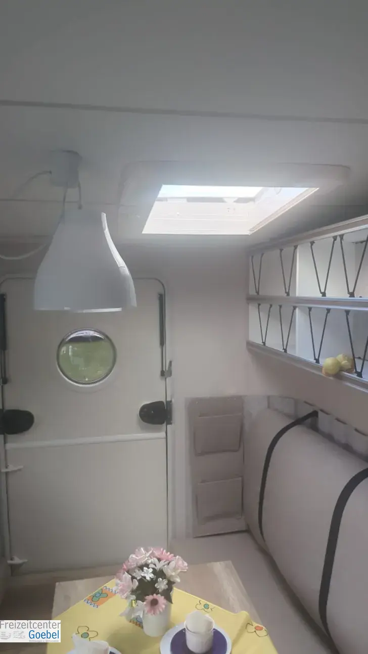 Fahrzeugbild Hobby Beachy 360 Vorzelt Dorema Mistral #17