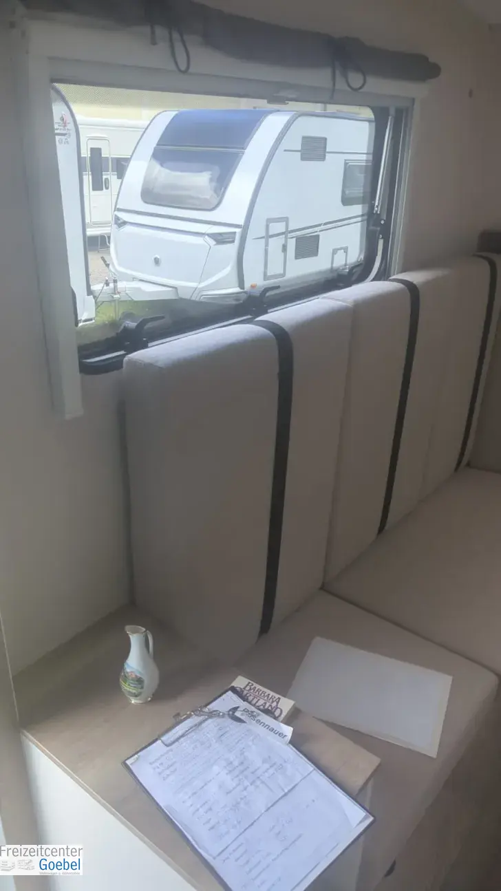 Fahrzeugbild Hobby Beachy 360 Vorzelt Dorema Mistral #19