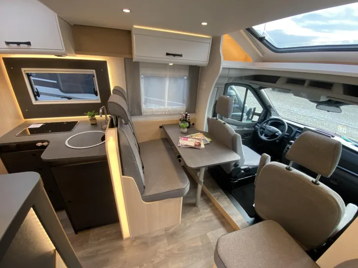 Fahrzeugbild Sunlight Adventure T Ford 680 2026 #6