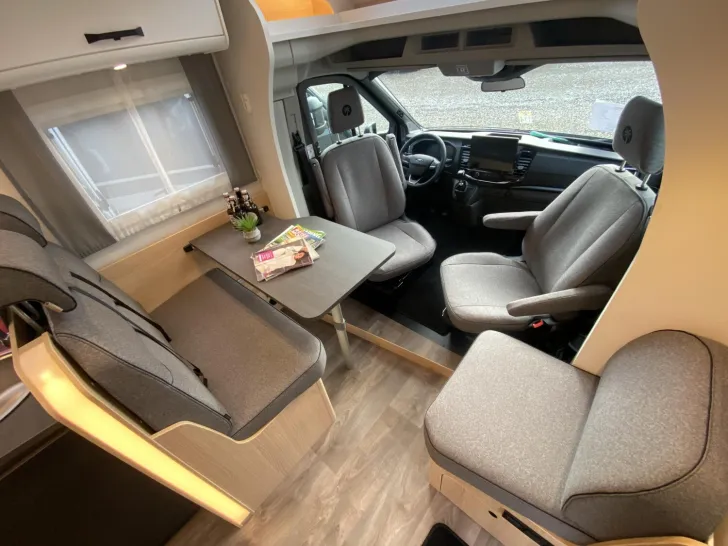 Fahrzeugbild Sunlight Adventure T Ford 680 2026 #7