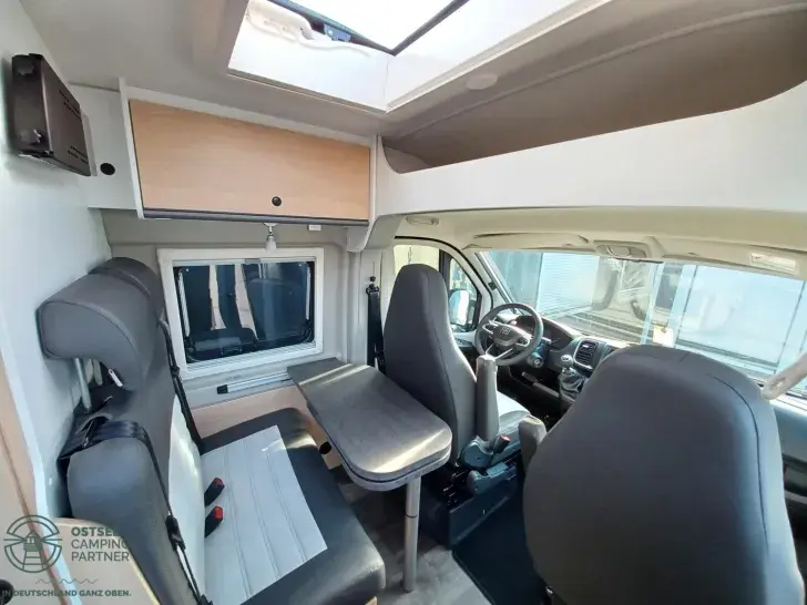 Fahrzeugbild Sunlight Adventure Cliff 602 2026 #8