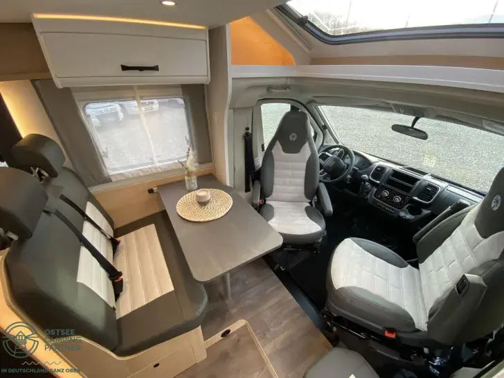 Fahrzeugbild Sunlight Adventure T 67S 2026 #8