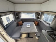 Fahrzeugbild Hobby De Luxe 460 UFe IC-Line Mover & KNOTT ETS Plus #9