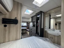 Fahrzeugbild Hobby De Luxe 460 UFe IC-Line Mover & KNOTT ETS Plus #14