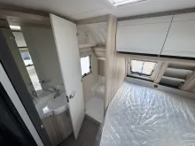 Fahrzeugbild Hobby De Luxe 460 UFe IC-Line Mover & KNOTT ETS Plus #15