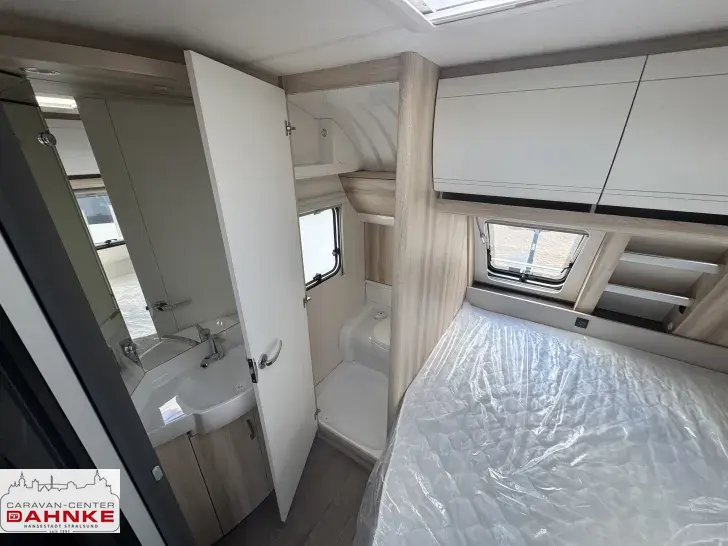 Fahrzeugbild Hobby De Luxe 460 UFe IC-Line Mover & KNOTT ETS Plus #15