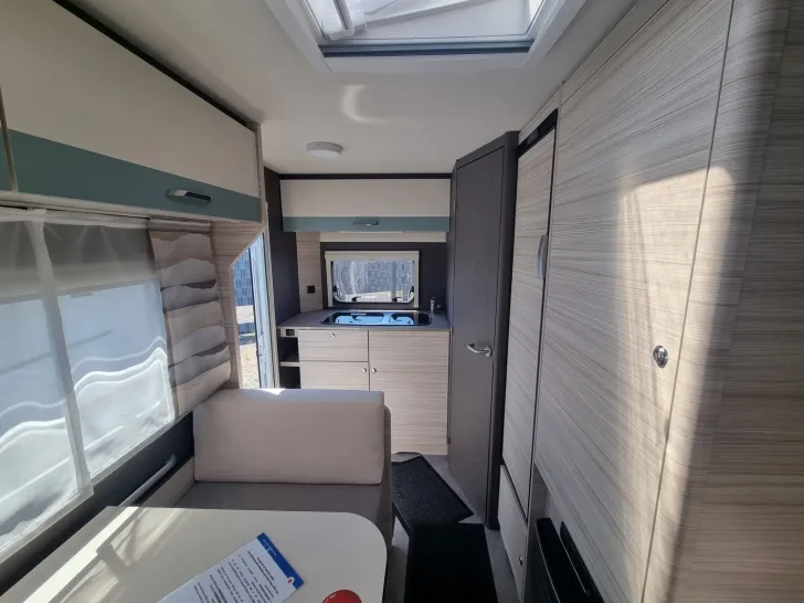 Fahrzeugbild Dethleffs c-joy 420 QSH Abverkauf Ausstellungswagen #8