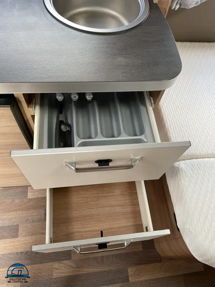 Fahrzeugbild Weinsberg CaraOne 450 FU Autark, Mover, Duschausbau #14