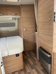 Fahrzeugbild Weinsberg CaraOne 450 FU Autark, Mover, Duschausbau #8