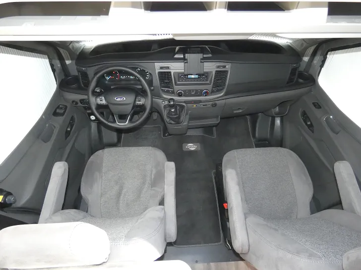 Fahrzeugbild Carado T 338 EDITION24 - Hubbett, Luftfederung, Solar #7