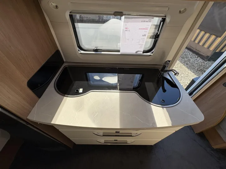 Fahrzeugbild Hobby De Luxe 495 UL 1A Zustand! #12