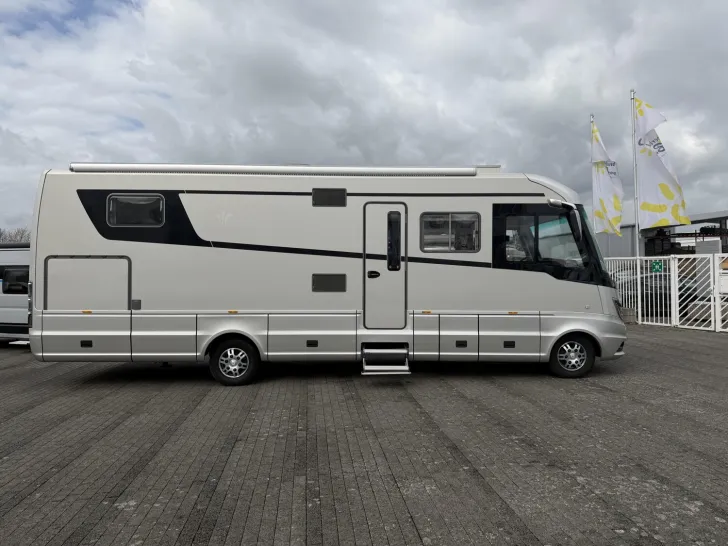 Fahrzeugbild Niesmann + Bischoff Flair 920 BF Privatverkauf #5