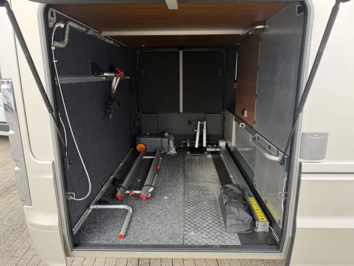 Fahrzeugbild Niesmann + Bischoff Flair 920 BF Privatverkauf #19