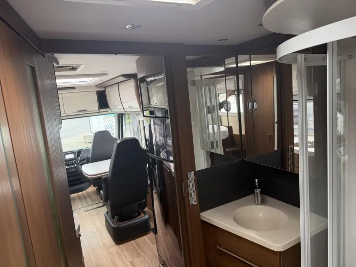 Fahrzeugbild Niesmann + Bischoff Flair 920 BF Privatverkauf #31